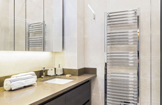 Luxury Apartment Paris Louvre II - Photo 11