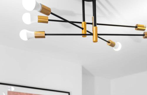 Stylish Four Bed House - 7 Guests - Garden - Parking - Netflix 802W - Foto 32