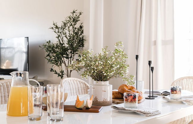 Stapleton Mcgraw by Avantstay 2 Units Sleeps 16 Spacious Home in Nashville - Photo 11