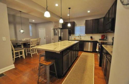 Housepitality - Franklinton Farmhouse- 4 Bedrooms - Foto 13