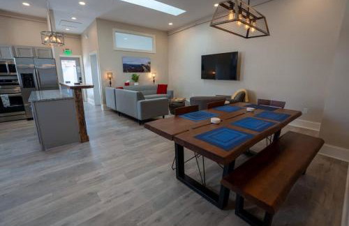 Downtown Urban Retreat 6 Beds Perfect for Groups - Foto 3