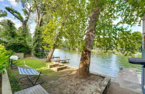4-Season Boathouse, Hot Tub! Guadalupe River Oasis - Foto 46