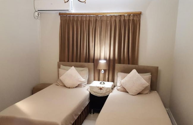 Savoy Lodge - Room - Foto 22