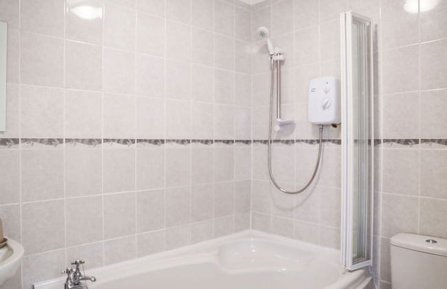 Swanky Cottage in Helensburgh near The Hill House - Photo 14