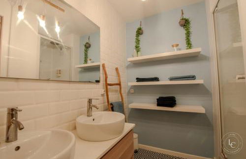 Cocon urbain fully refurbished - 2 bedrooms -70m2 - Foto 8