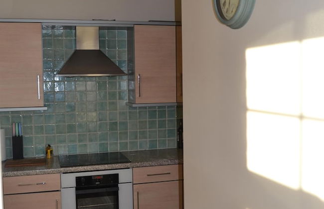 Frinton Escapes - The Cottage - Photo 14