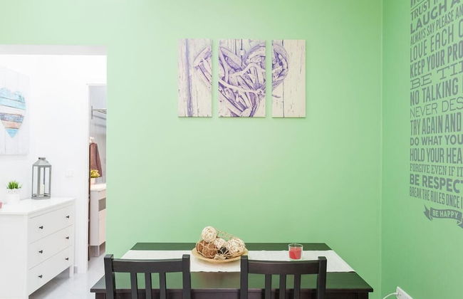 Sunny Urban Apt. Historic District - Sol - Photo 25