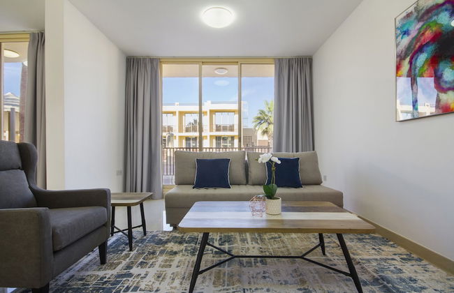 Bespoke Residences - Waikiki Townhouses - Photo 22