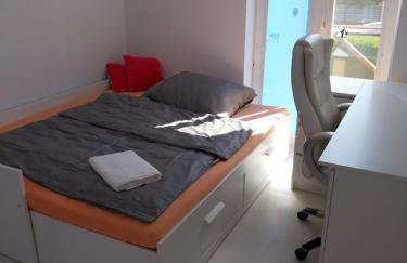 Ogrodzony dom nad morzem na wyłączność Rewa - Foto 5