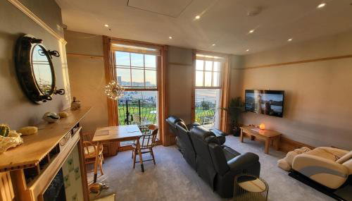 Sunset Point Apts - Aqua Therapy Suite - Foto 3