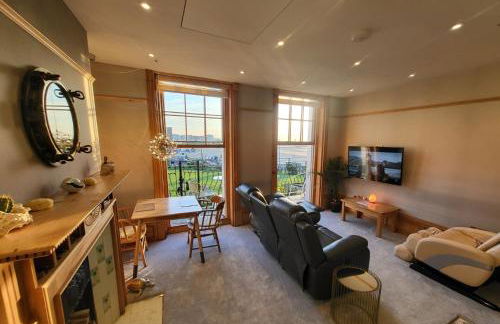 Sunset Point Apts - Aqua Therapy Suite - Foto 3