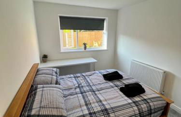 Modern Bungalow - Holiday or Contractors - Driveway Parking - Photo 29