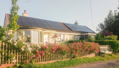 Puddingstone Cottage - Photo 1