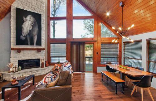 Cabin Masterpiece on Private Lake 3 bedroom - Foto 15