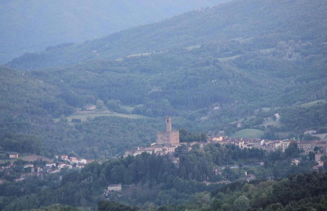 Farmhouse in Tuscany With Pool & Valley Views - Foto 39