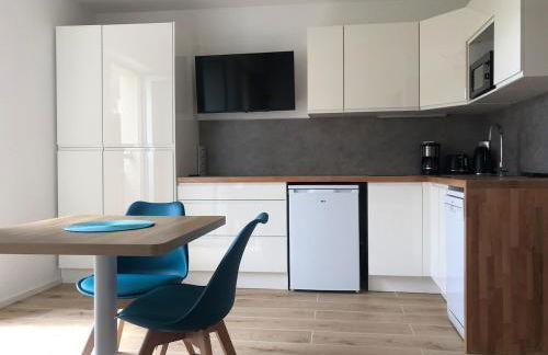 Joli T2 vue lac, entièrement rénové - Foto 3