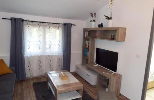 Apartment Leonie's Gîte Moulin de Tartay in Avignon by Interhome - Photo 14