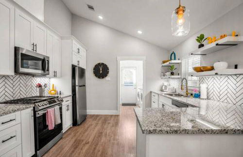 Pythagoras Place at East End Revitalized - Foto 7