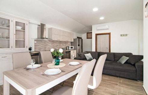 4 Bedroom Stunning Home In Neoric - Foto 36