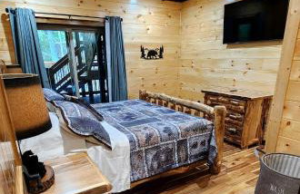 Luxe Cabin with Game Room, Hot Tub & Firepit - Foto 31