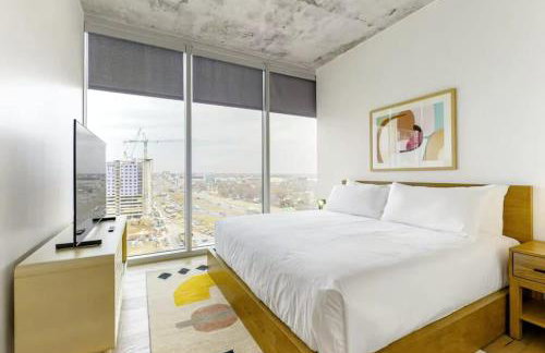 Luxe High Rise off of Rainey St - Foto 13