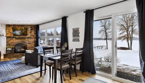 Lake Cabin; Renovated, Flat Lot, Dock, Sandy Beach, Many Games and Lake Toys! - Foto 3