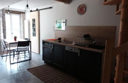 Gîte - à l'Ombre du Teil - Foto 2