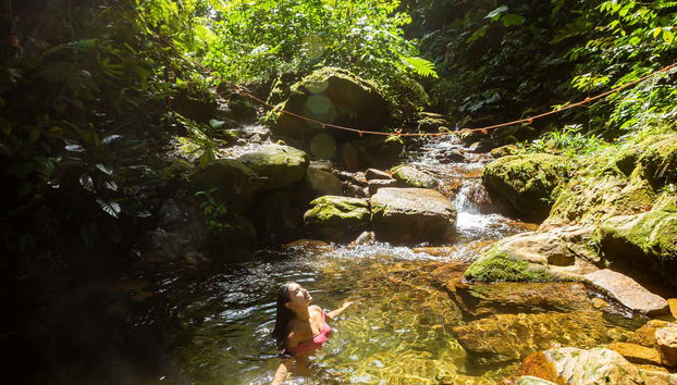 In una piscina naturale