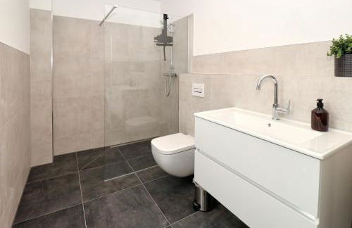 LIGHTPLACE - Moderne Apartments in Braunschweig - Balkon - Netflix - Am Kanal - Foto 57