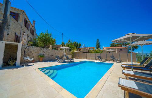 Villa Candice, Luxurious Historic Villa with Sea View by Rentado - Foto 51
