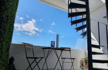 BlumLuxury Apartment - Photo 12