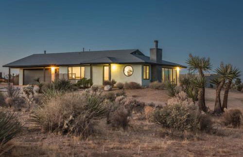 Yucca Hut - Design Forward Oasis Near Joshua Tree - Foto 2
