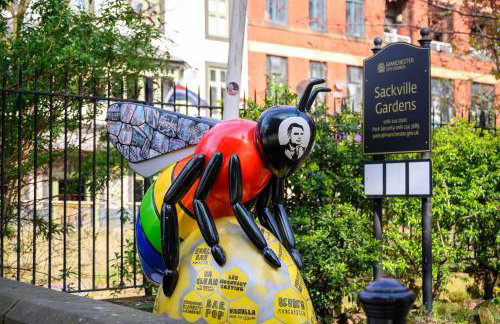 Luxury Canal St Villa with Free Parking - Foto 31