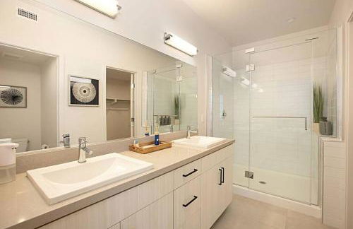 Luxury NEW Residence with Private Rooftop, Downtown in minutes - Foto 21