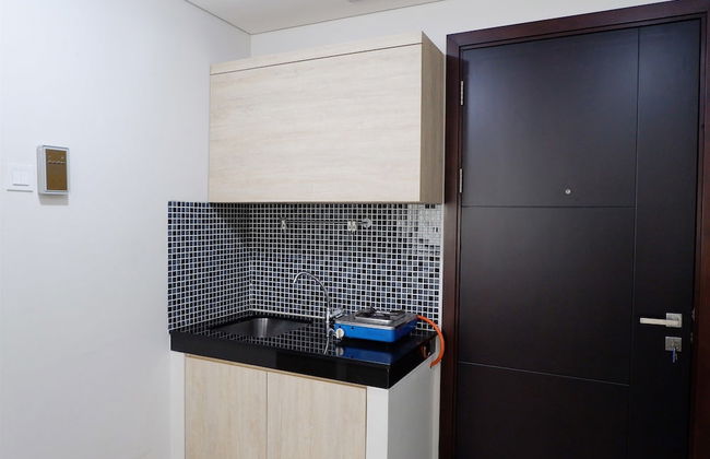 Close to Pool Studio Apartment Sky Terrace at Daan Mogot Baru - Foto 14