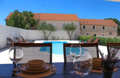 Holiday home Bevanda - Photo 12