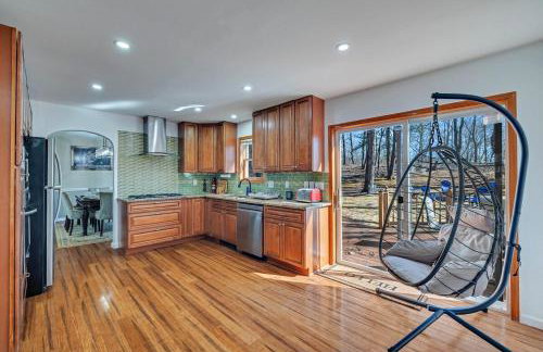 Home in Bushkill Saw Creek Poconos area - Photo 10