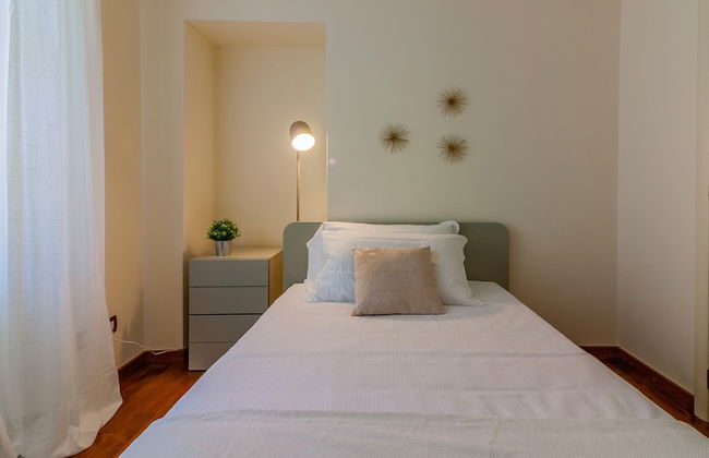 Aglaia Luxury Lake View - Photo 9