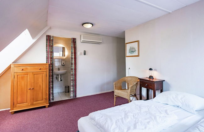 Quaint Holiday Home in Friesland by the Lake - Foto 10