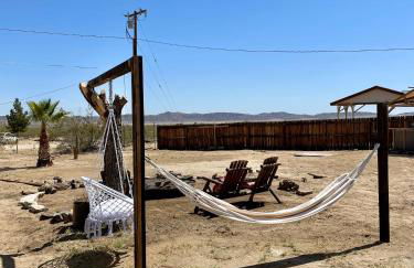 Twin Palms Desert Getaway - Jacuzzi, Fire pit, Meditation room & more - Foto 34