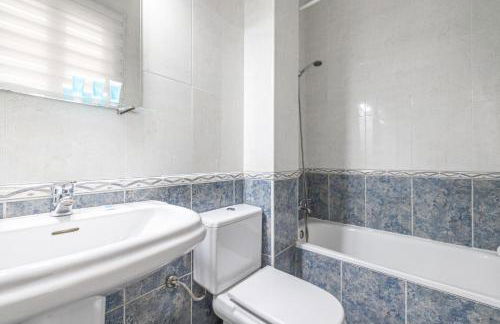 Holidays2Malaga Terraza & junto puerto deportivo - Foto 40