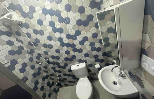 TRIPLEX piscina churrasqueira lava e seca Wi-Fi e 2 TVs em Condomínio com 90m2 no centro de Ubatuba - Foto 19