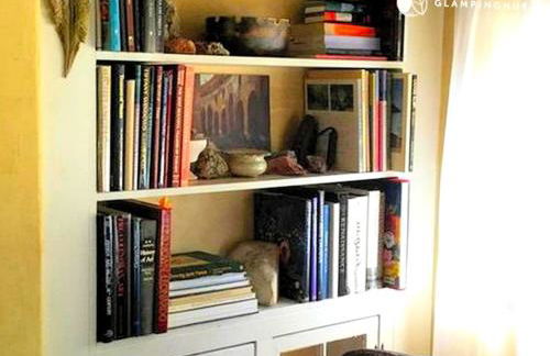 Luxurious Riverfront Cottage with a Hot Tub and a Fireplace near the Twin Lakes, Connecticut - Foto 24