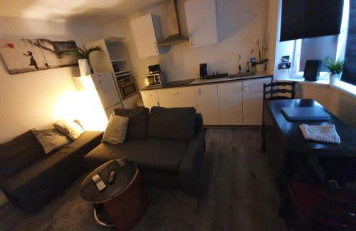 Femros Apartments, 15mins to city center. - Foto 47