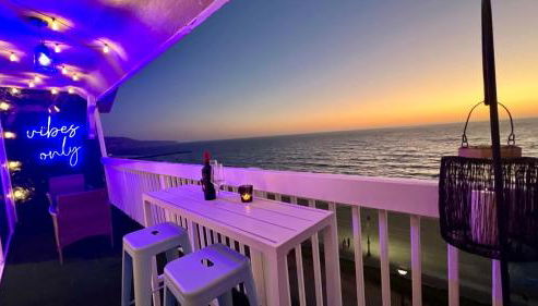 Oceanfront 2BR 2BA with Stunning View 333 - Foto 3