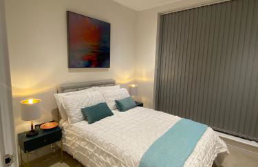 Marvelous 3 Bed Penthouse in KewBridge - Foto 9