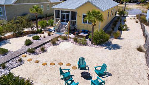 Half Shell Hideaway - Foto 3, Garden, sunbed, Garden view