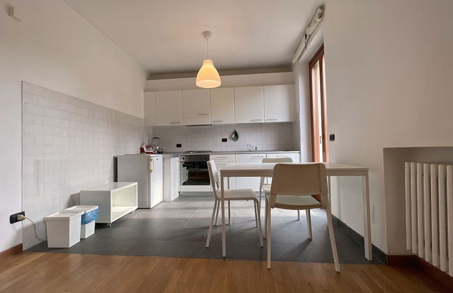 Modern Apartment, Private Garden, 25km From Milan - Photo 4