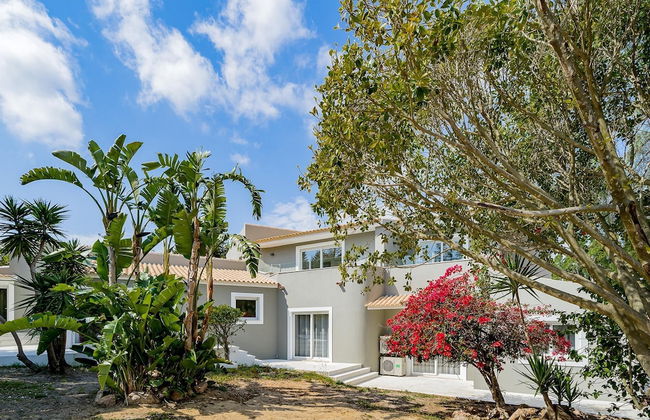 Luxury Almancil Villa With Heated Pool by Ideal Homes - Foto 27