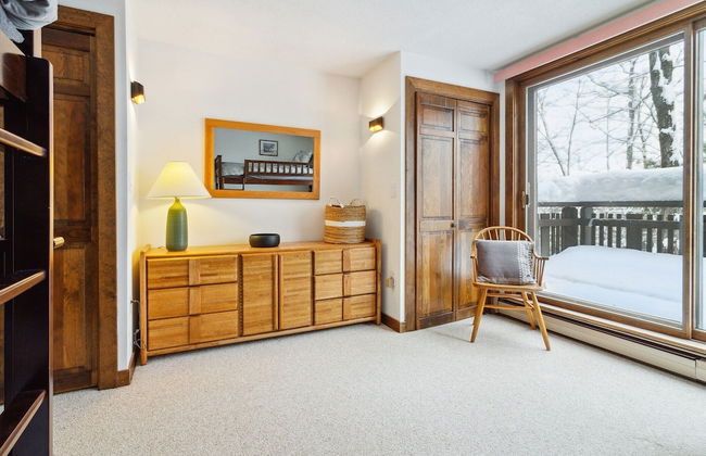 Slopeside In Okemo - Beautifully Renovated Spacious Family Townhouse 3 Bedroom Townhouse by RedAwning - Foto 26